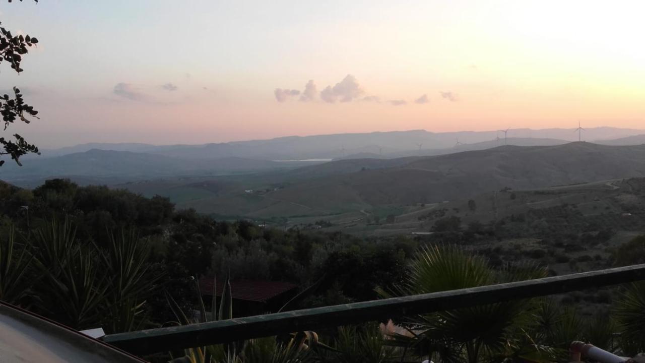 Castel di Iudica "San Placido Green House" Villa Con Piscina מראה חיצוני תמונה