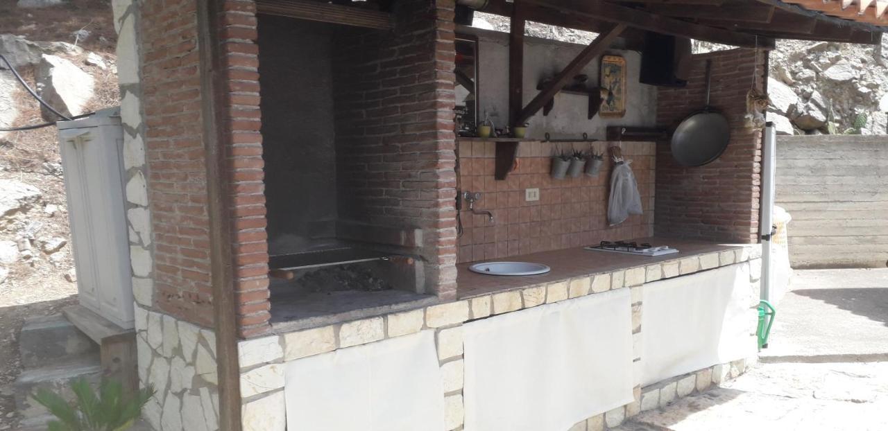 Castel di Iudica "San Placido Green House" Villa Con Piscina מראה חיצוני תמונה